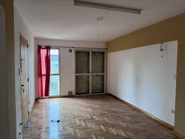 Córdoba - Centro - Lavalleja 886 - Piso 2 X Escaleras 3
