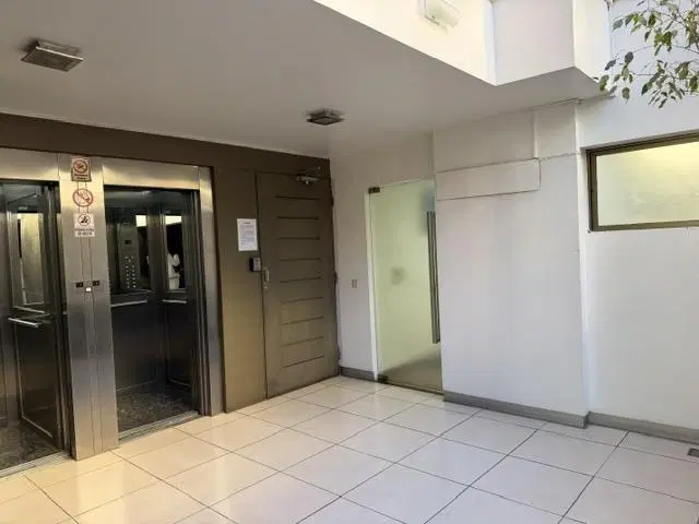 Córdoba - Nueva Córdoba - M.T de Alvear a metros de Patio Olmos al 431 5