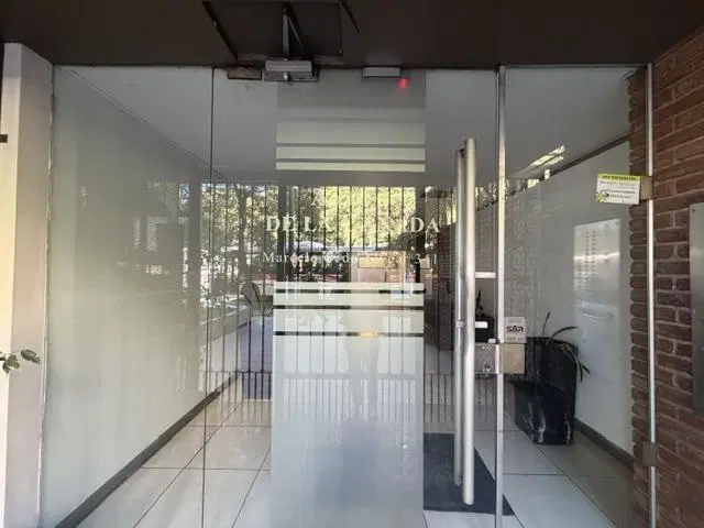 Córdoba - Nueva Córdoba - M.T de Alvear a metros de Patio Olmos al 431 1