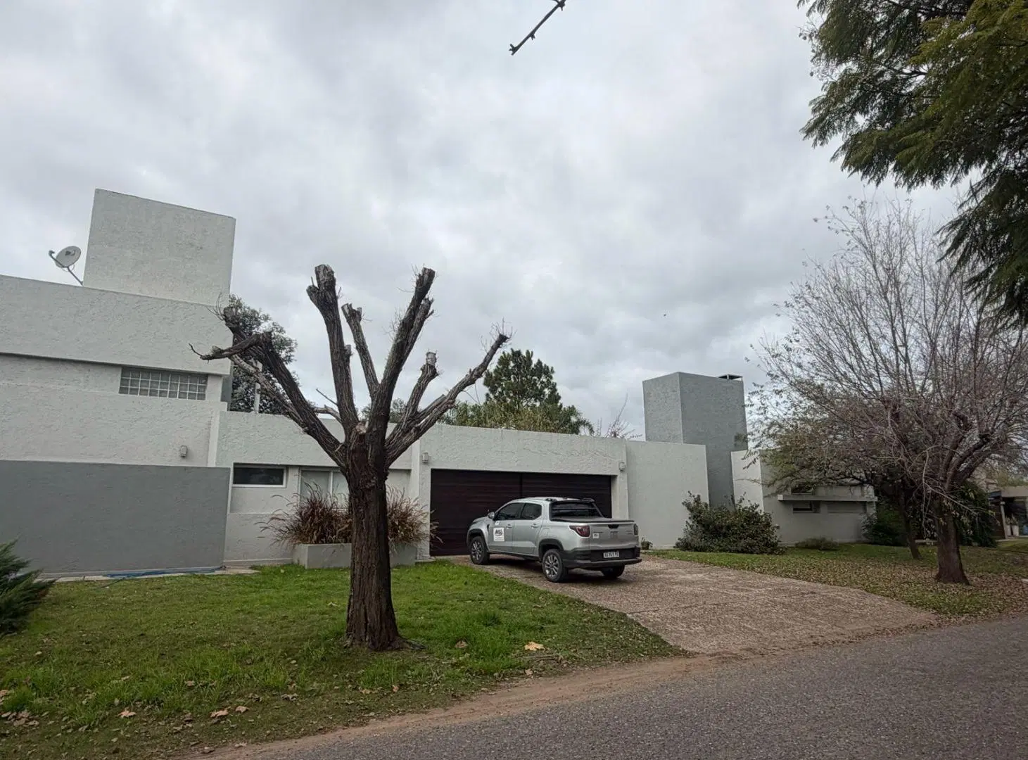 Córdoba - Villa Allende -  San Isidro - Sobre Bv. principal Mza. 40 8