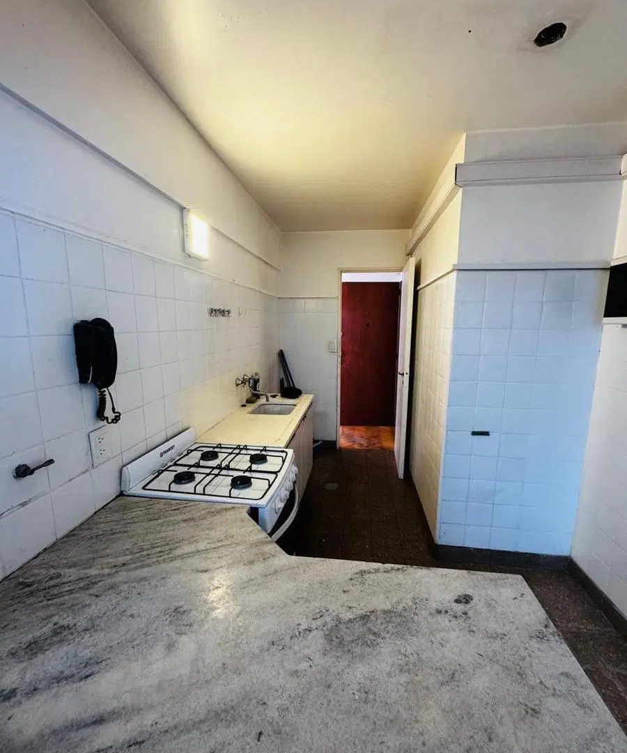 Gran Departamento 4 ambientes en San Cristobal 3
