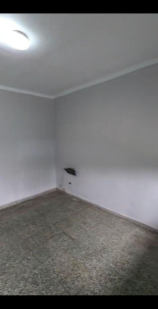 Foto de Casa en Alquiler con 2 dormitorios en Villa Brown, a 200 metros de Av, imagen 2