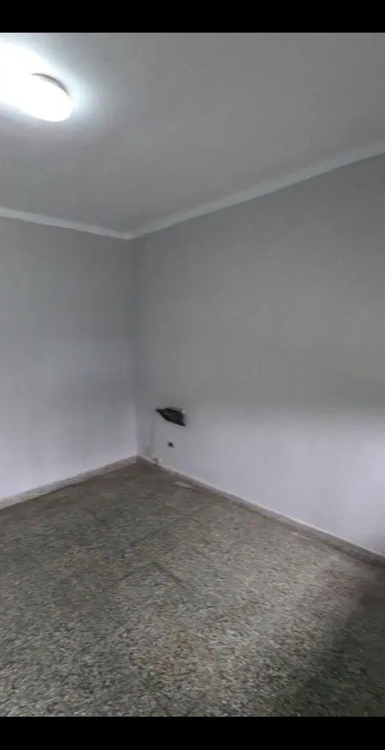 Casa en Alquiler con 2 dormitorios en Villa Brown, a 200 metros de Av Sarmiento 2