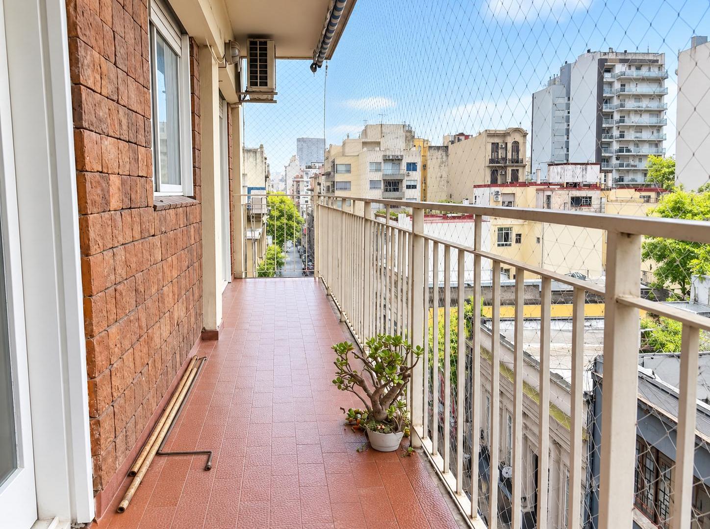 Foto de 3 Ambientes al Frente – Balcón Corrido – Muy Luminoso – 5° Piso, imagen 2