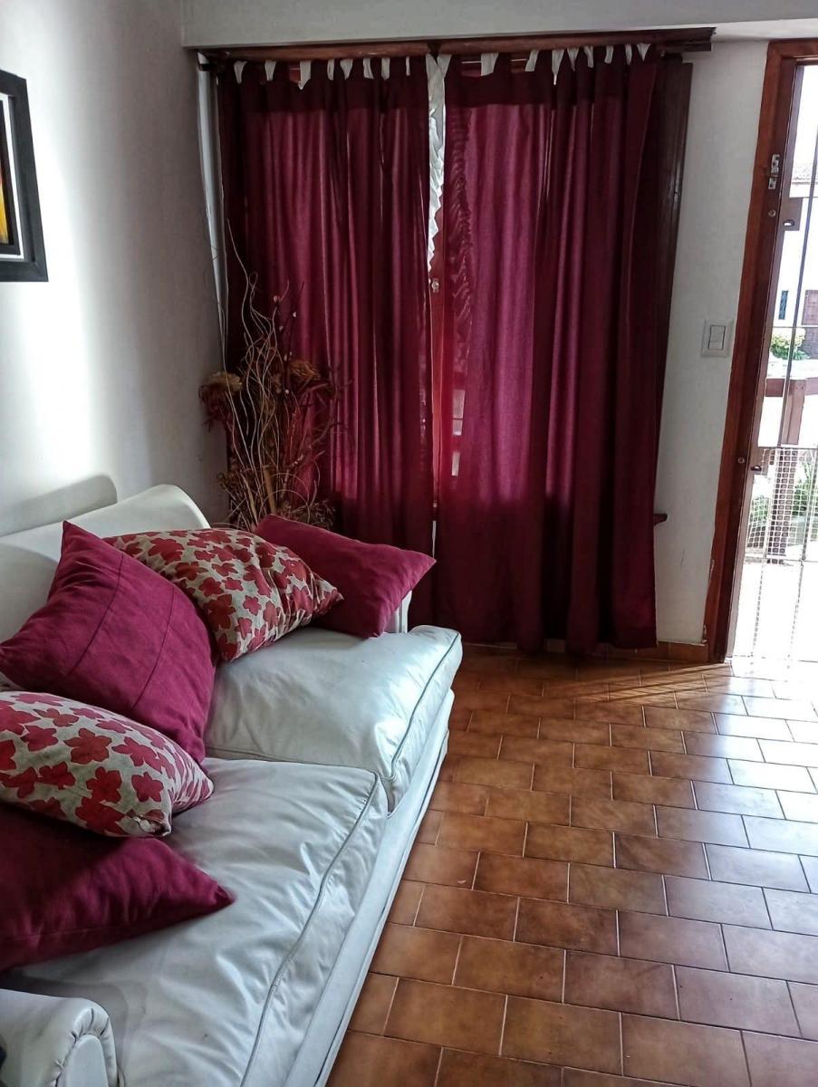 Venta de Triplex - 90 m² - 5 Ambientes - San Bernardo 5