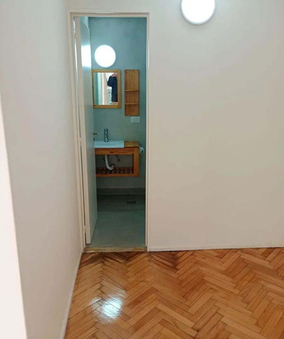 Hermoso departamento en venta 2 ambientes remodelado 5