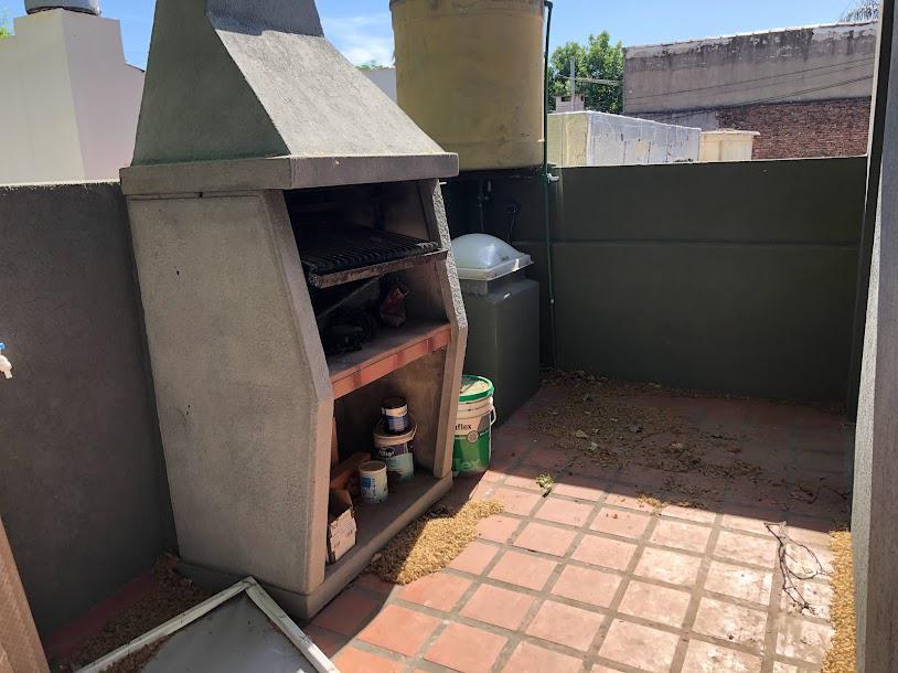 ¡EXCELENTE PH 3 AMB DE 2 PLANTAS RECICLADO A NUEVO!!! EN BANFIELD OSTE