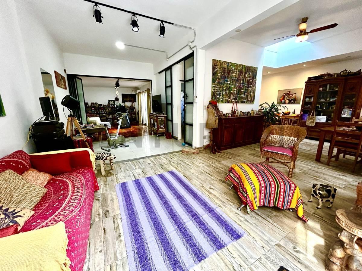 Casa de Diseño en Venta en Saavedra 5