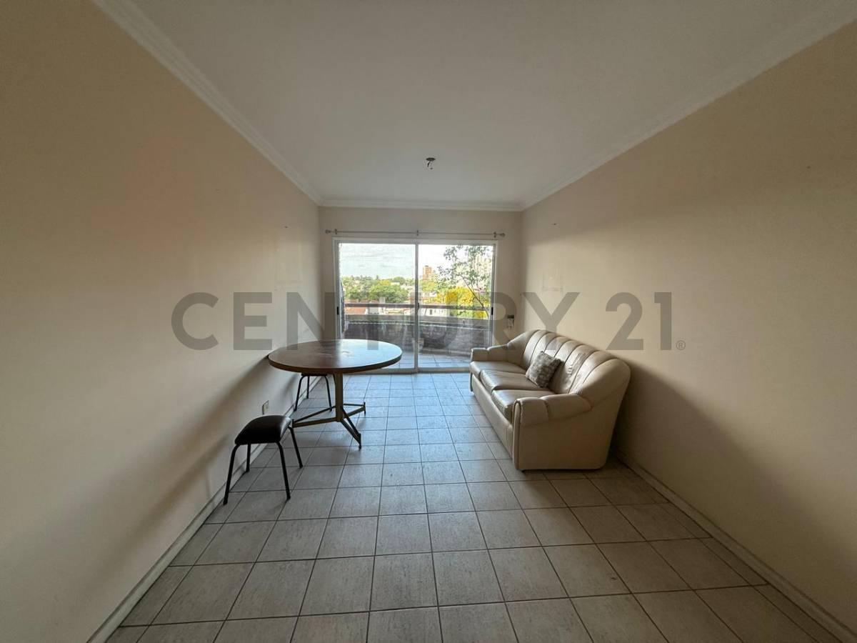 En Venta Departamento 3 Amb con Cochera y Baulera en San Miguel. 3