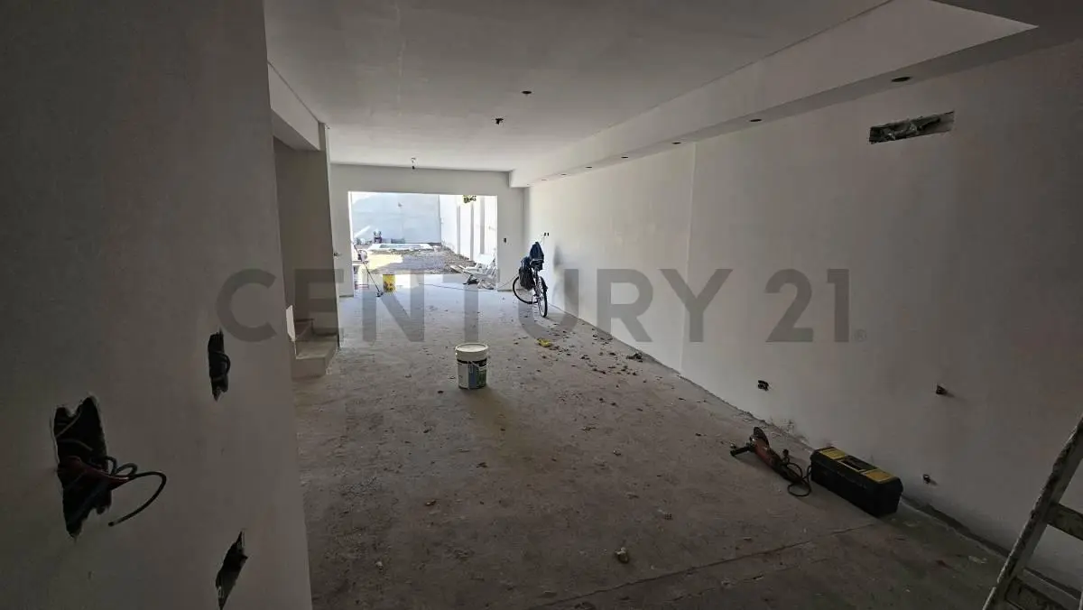 Venta Duplex 3 ambientes Punta Chica 4