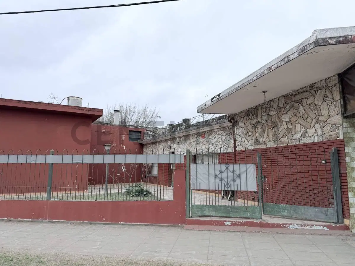 CASA EN MARIANO ACOSTA CERCA DE AUTOPISTA NUEVA 1