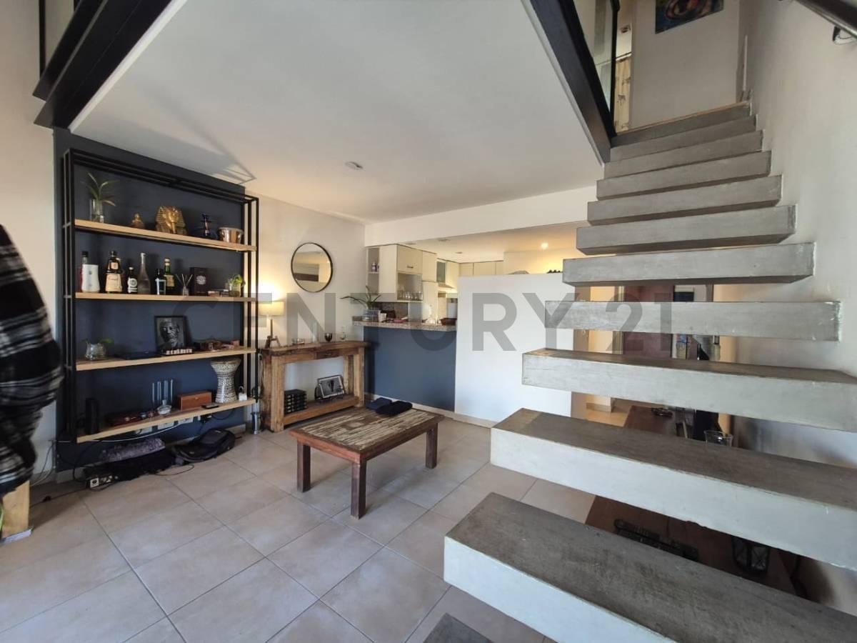 Foto de Departamento duplex de dos ambientes con cochera, San Fernando, imagen 5