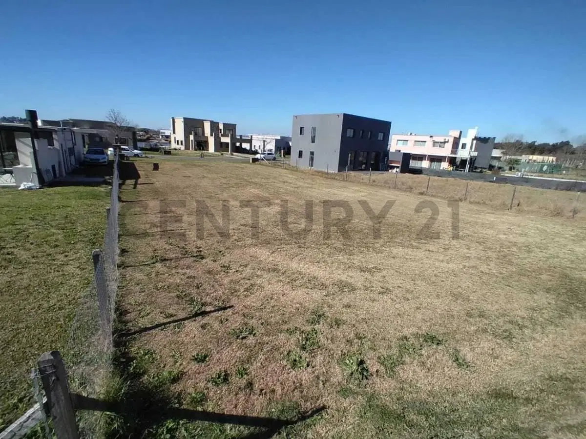 TERRENO/LOTE EN VENTA con FACILIDADES EN CUOTAS Y OPCIONALES 2