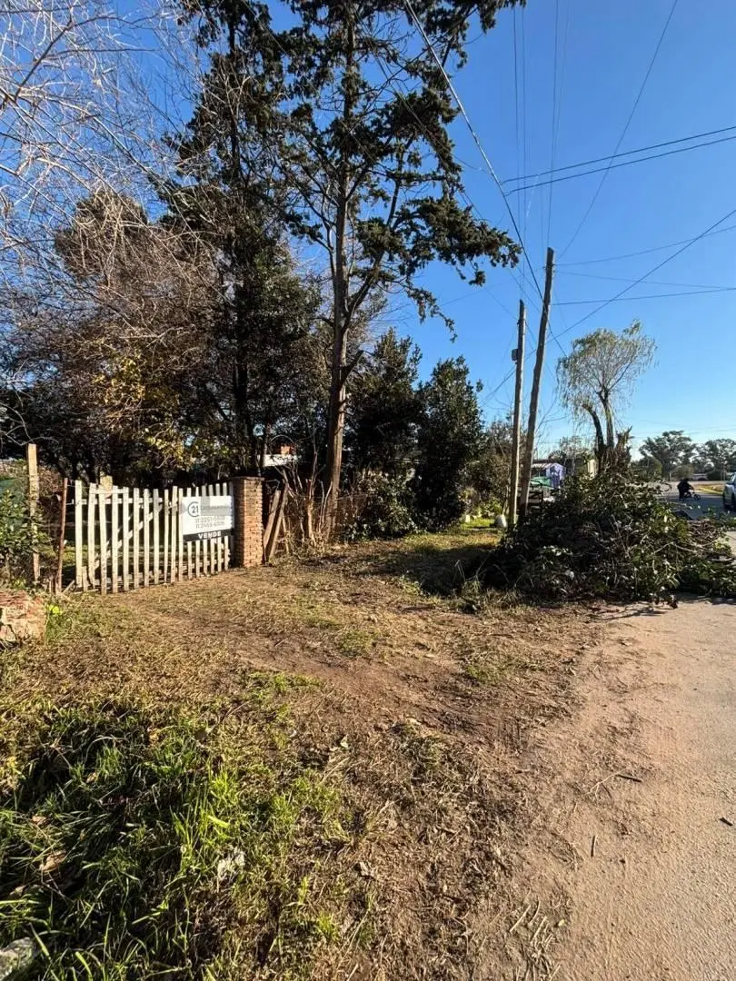 LOTE DE 400 METROS EN PILAR 4