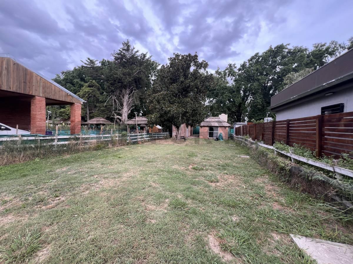 Foto de TERRENO CON QUINCHO EN VENTA- HARAS DE TERRAPLÉN, imagen 1