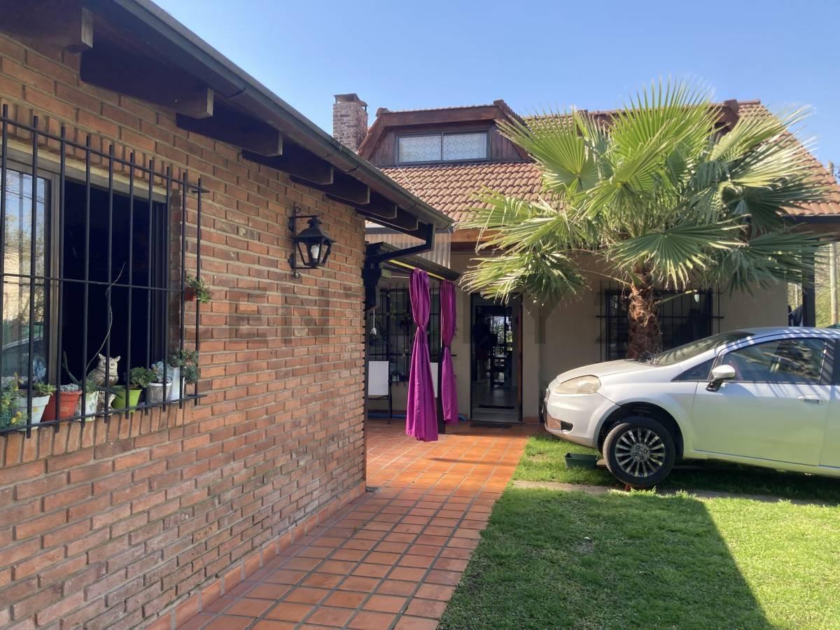Foto de Chalet de 4 ambientes en venta en Benavídez – Excelente construcción, imagen 2