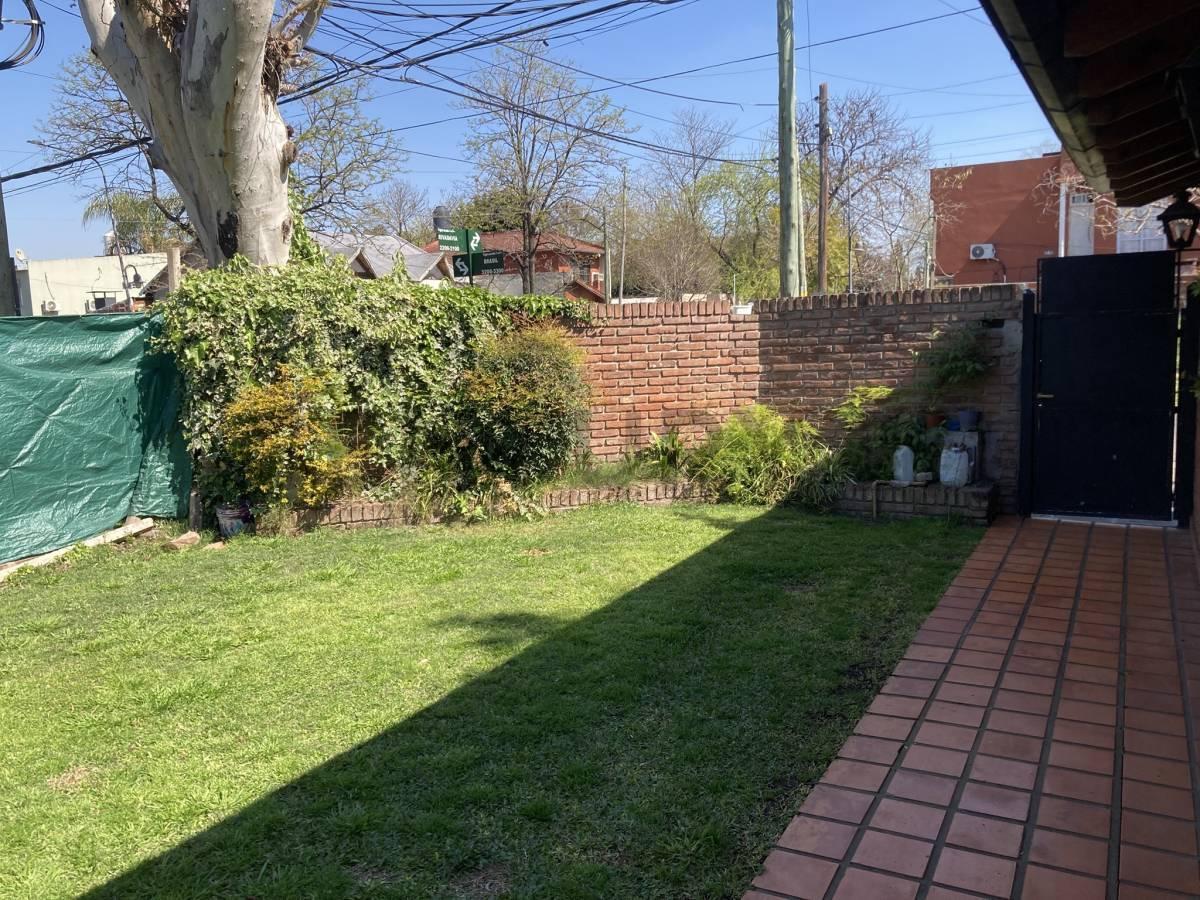 Foto de Chalet de 4 ambientes en venta en Benavídez – Excelente construcción, imagen 1