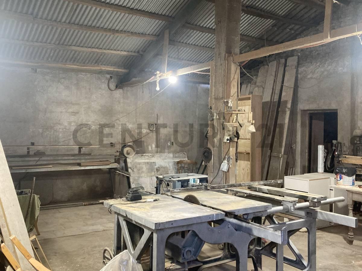 Foto de Propiedad con carpintería y vivienda – Excelente ubicación, imagen 2