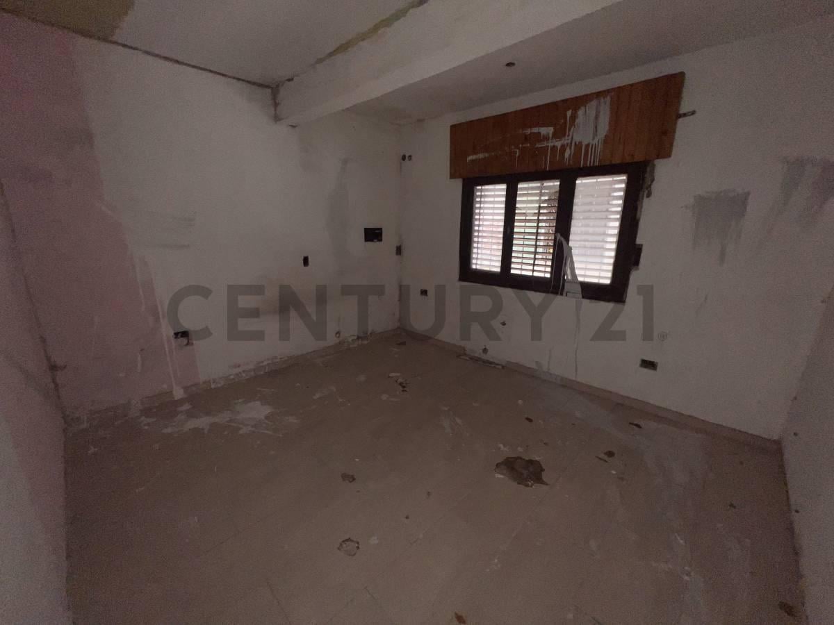 Foto de CASA MAS DEPARTAMENTOS A REFACCIONAR- IDEAL INVERSION, imagen 4