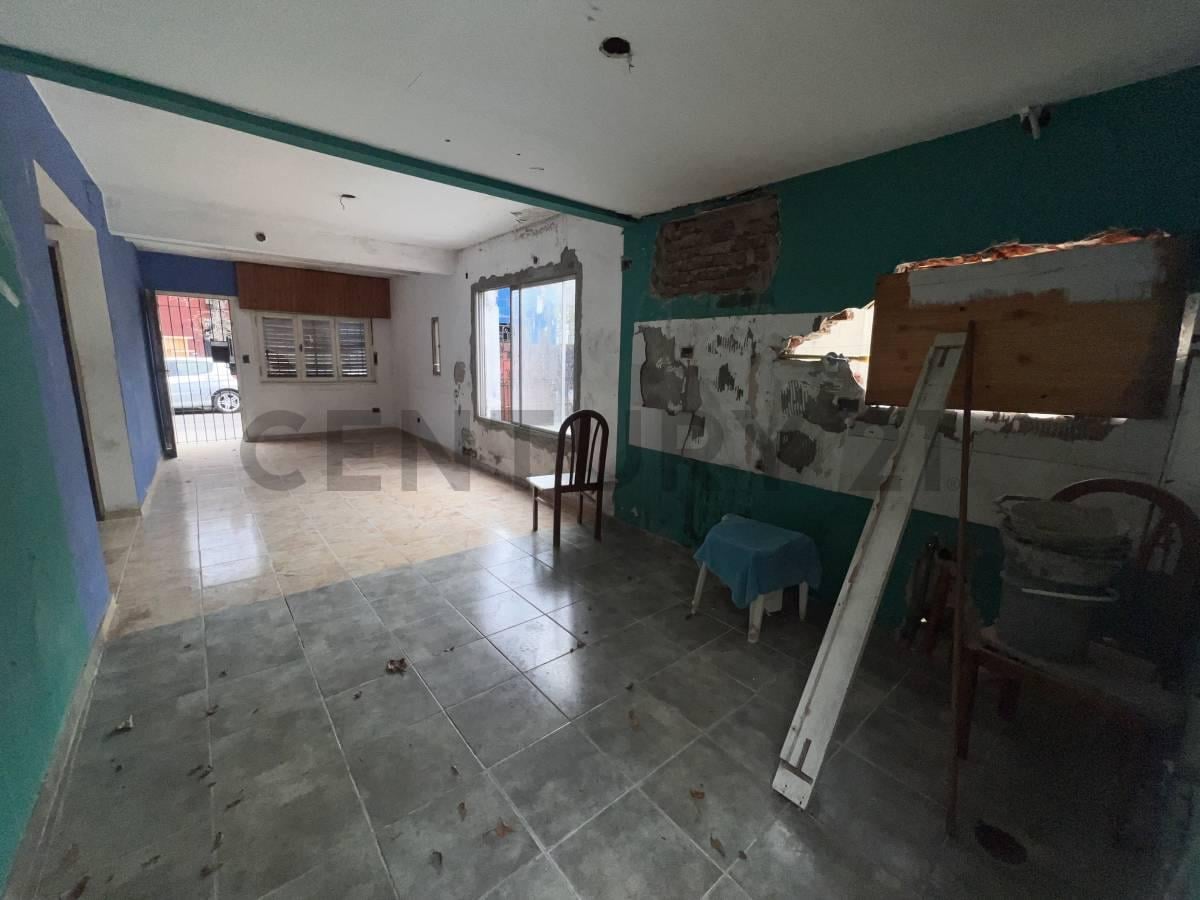 Foto de CASA MAS DEPARTAMENTOS A REFACCIONAR- IDEAL INVERSION, imagen 3