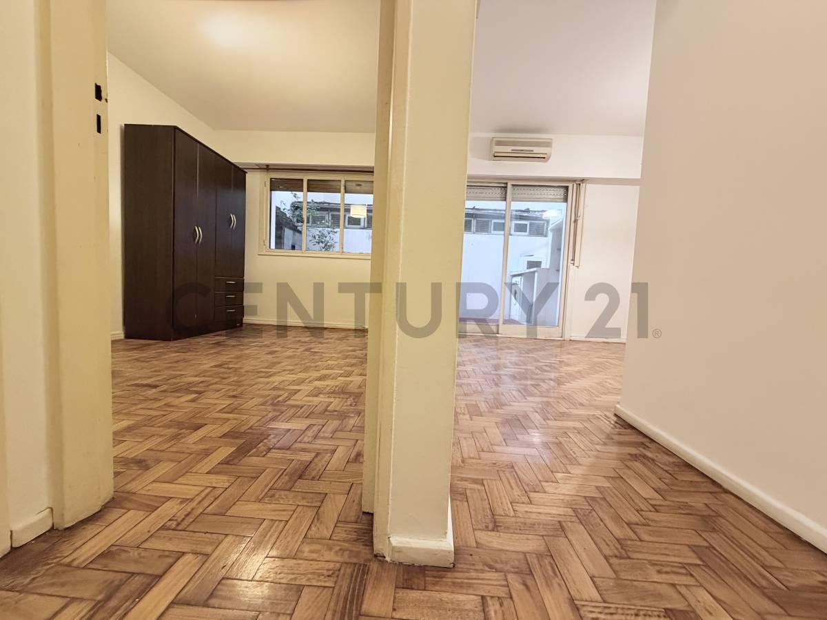 Foto de DEPARTAMENTO 2 AMB EN PALERMO CON PATIO Y PARRILLA, imagen 4