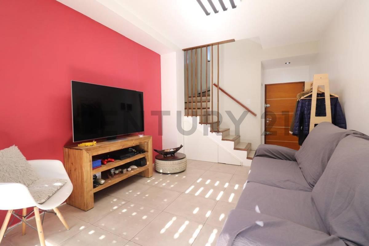 Foto de CASA-TRIPLEX FLORIDA APTO CREDITO, imagen 3