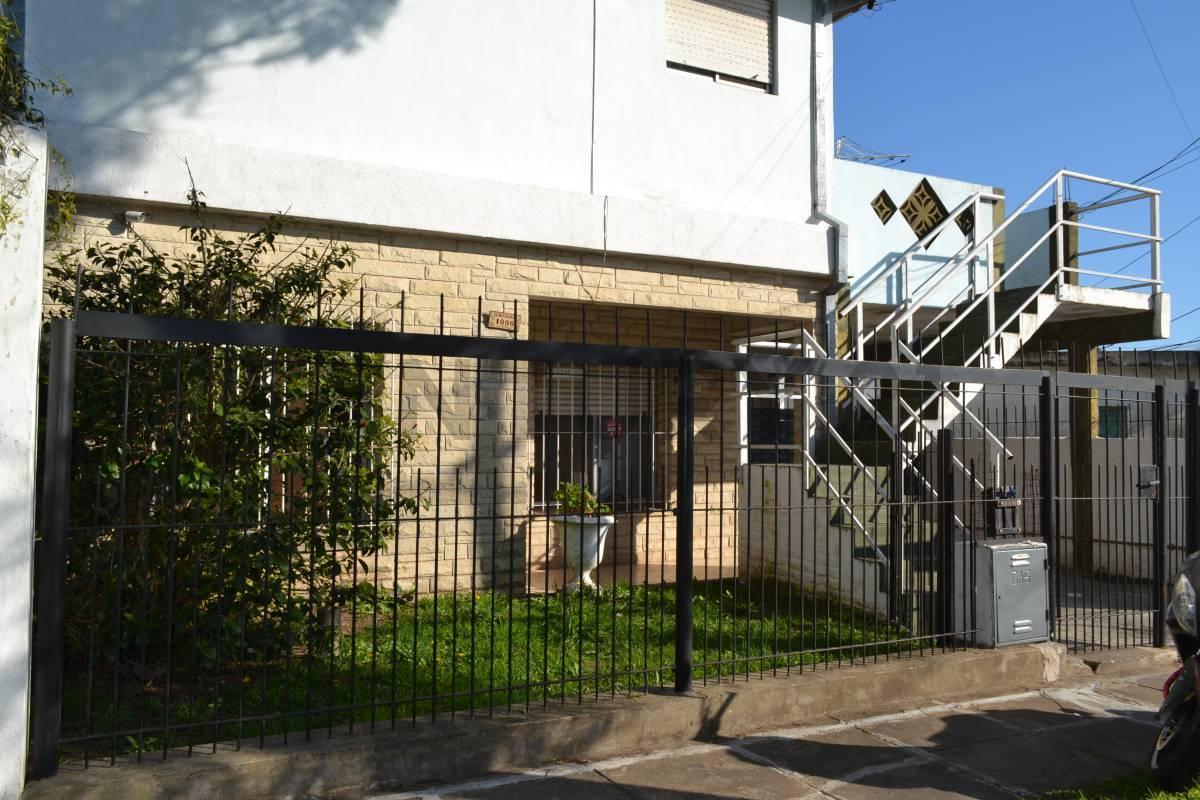 Foto de Venta Casa con 5 Deptos. en El Talar de Pacheco, imagen 1
