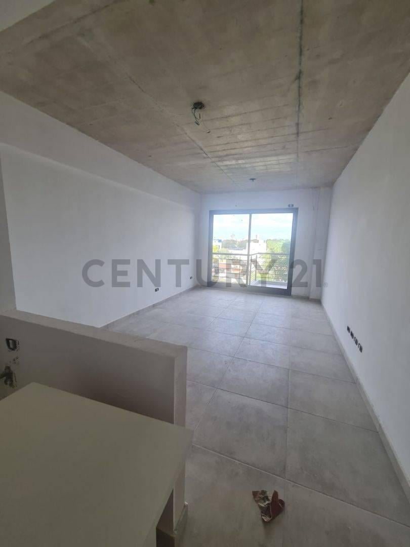 Foto de Monoambiente con terraza grande en villa del parque, imagen 3