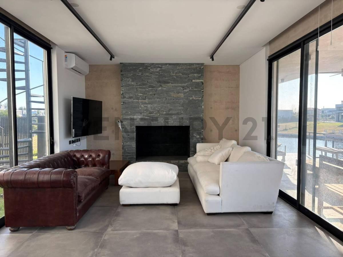 Foto de CASA VENTA 4 AMBIENTES EN DOS PLATAS A LA LAGUNA, BARRIO EL NAUDIR, imagen 5