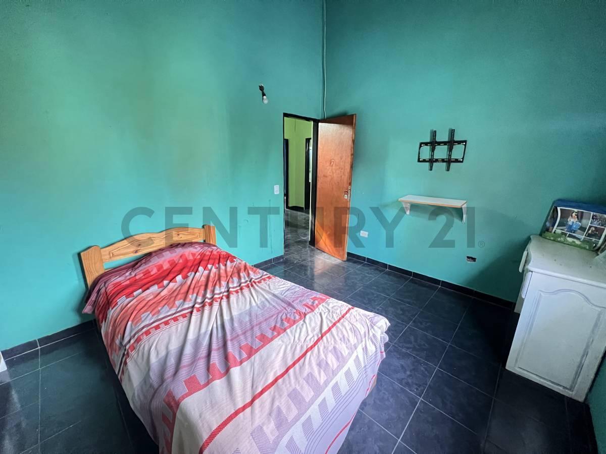 Foto de CASA EN VENTA 4 AMBIENTES GARIN, imagen 5