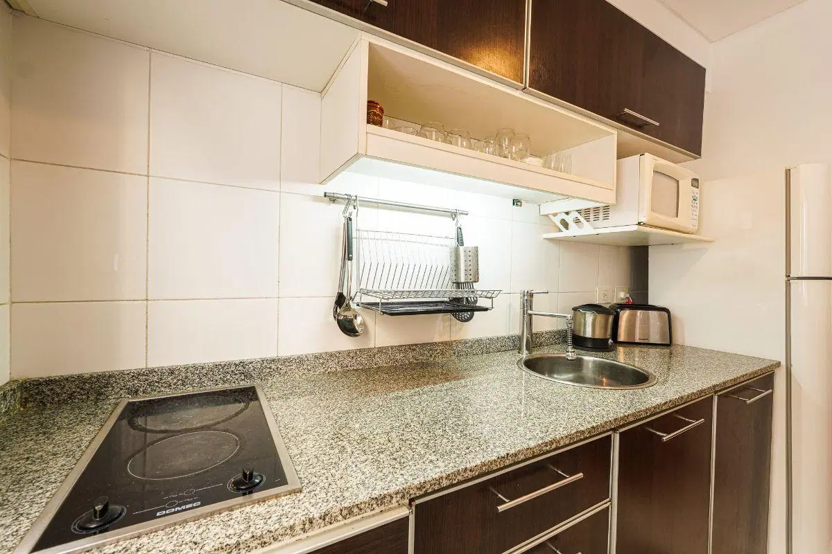 Alquiler para exigentes con todo impecable, piscina y sum. 5