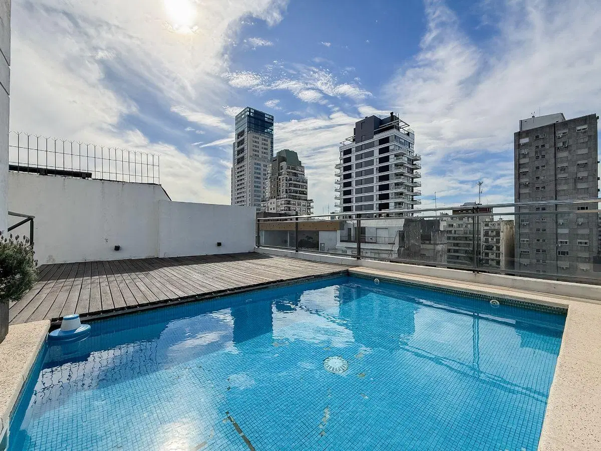 Alquiler para exigentes con todo impecable, piscina y sum. 2