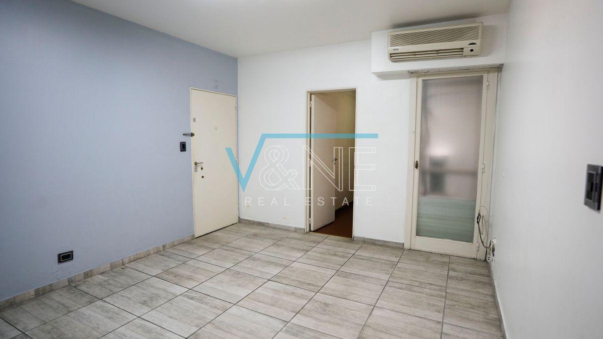 Foto de Recoleta venta dos ambientes en tercer piso lateral, imagen 5