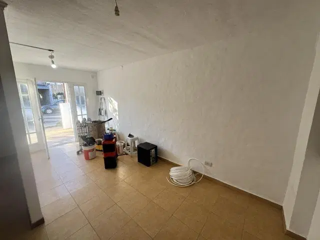 2 DORMITORIOS BARRIO STA. CECILIA 3