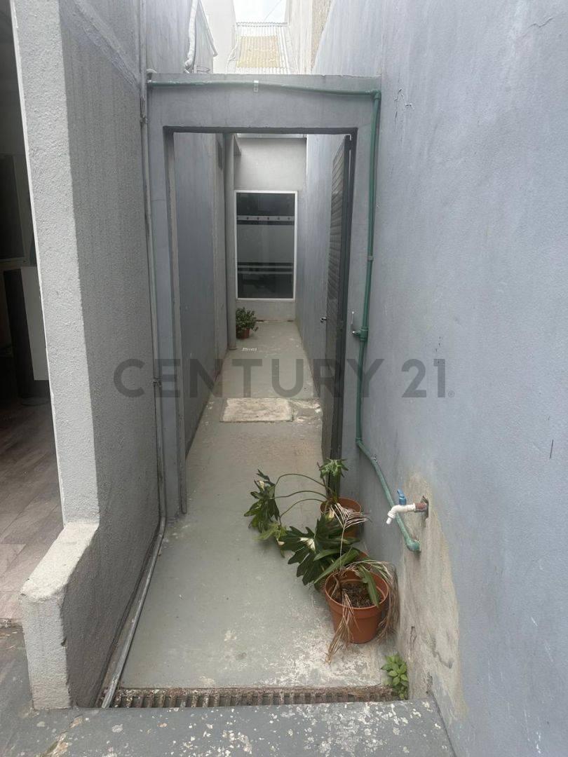 Venta Oficina 7 Ambientes 5 Dorm. Parque Patricios 4