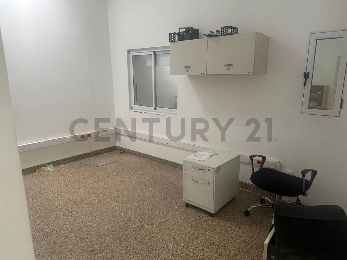 Venta Oficina 7 Ambientes 5 Dorm. Parque Patricios 5