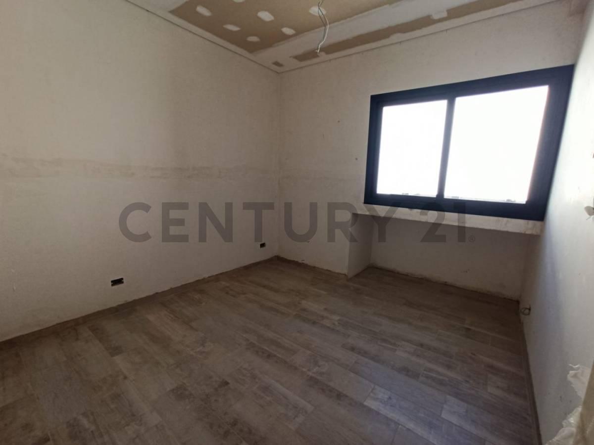 Venta PH 4 Ambientes Cochera en Complejo Cerrado, Ituzaingo 2