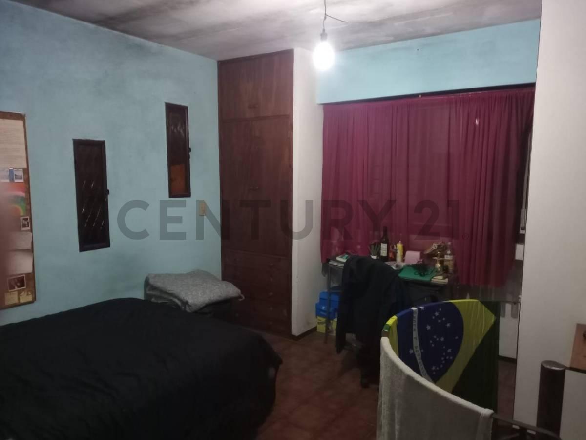 Venta PH 4 Ambientes Ituzaingó, Apto Credito con Local Incluido. 3