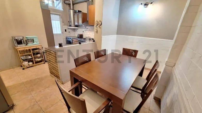 Venta PH 4 Ambientes, en Planta Baja, Moron 3