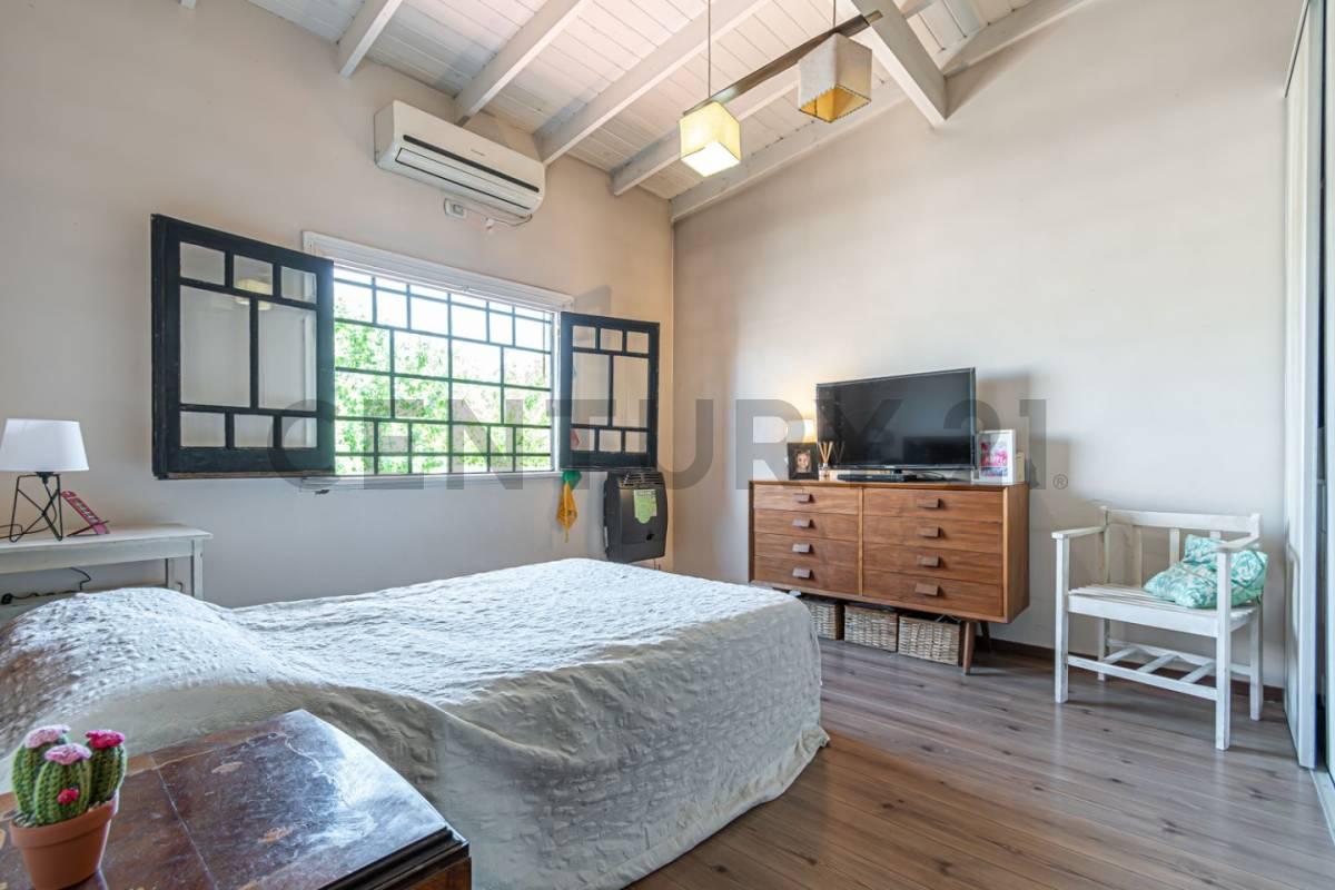 Venta de Casa 7 Ambientes 4 Dorm. en Ituzaingó Norte, Ituzaingó 2