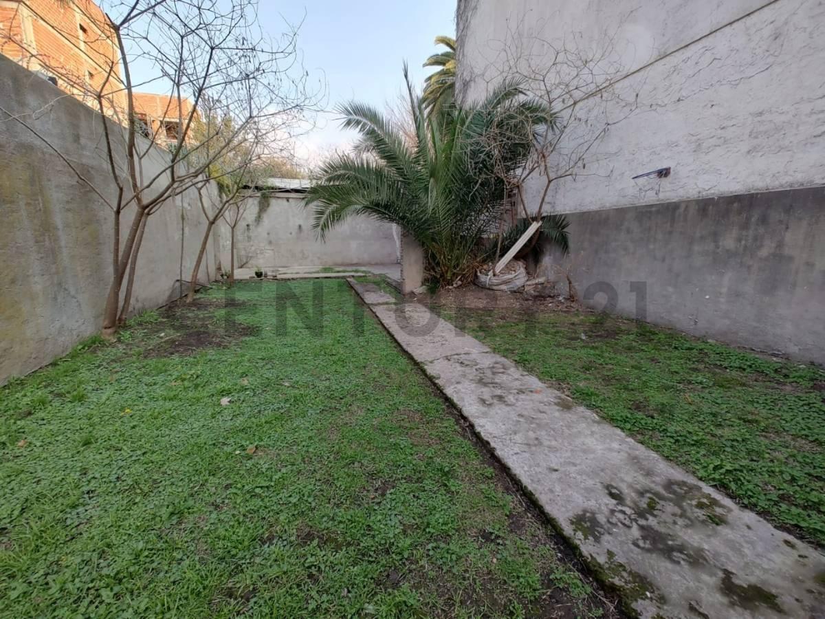 Venta PH 3 Ambientes Moron Centro 1