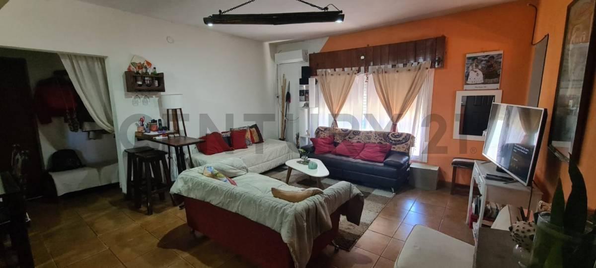Venta Casa 4 Ambientes en San Miguel 4