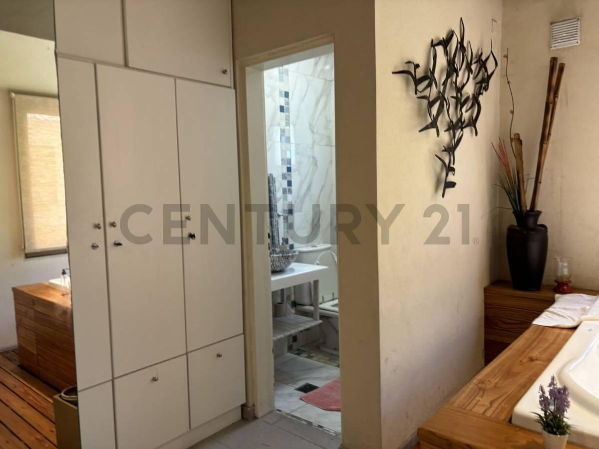 Venta Casa 6 Ambientes en Merlo 3
