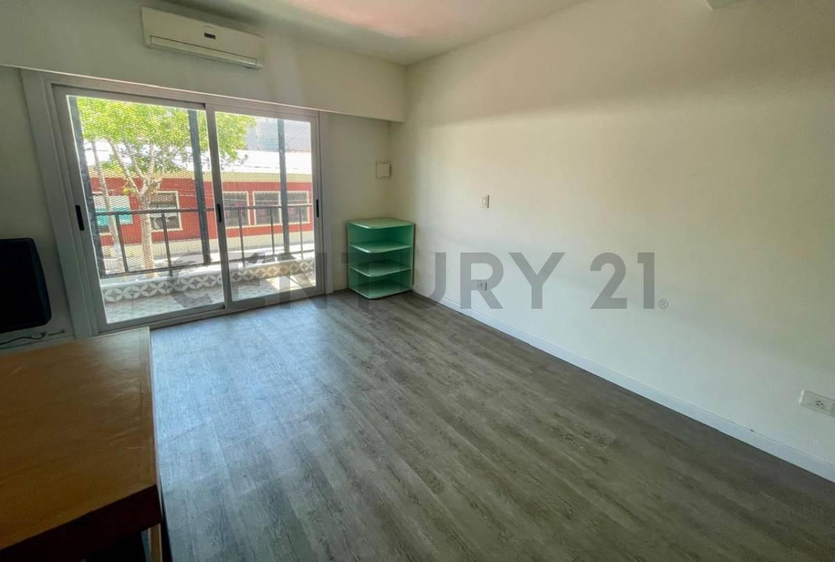 Venta de Casa PH 5 Ambientes en Morón Centro 3