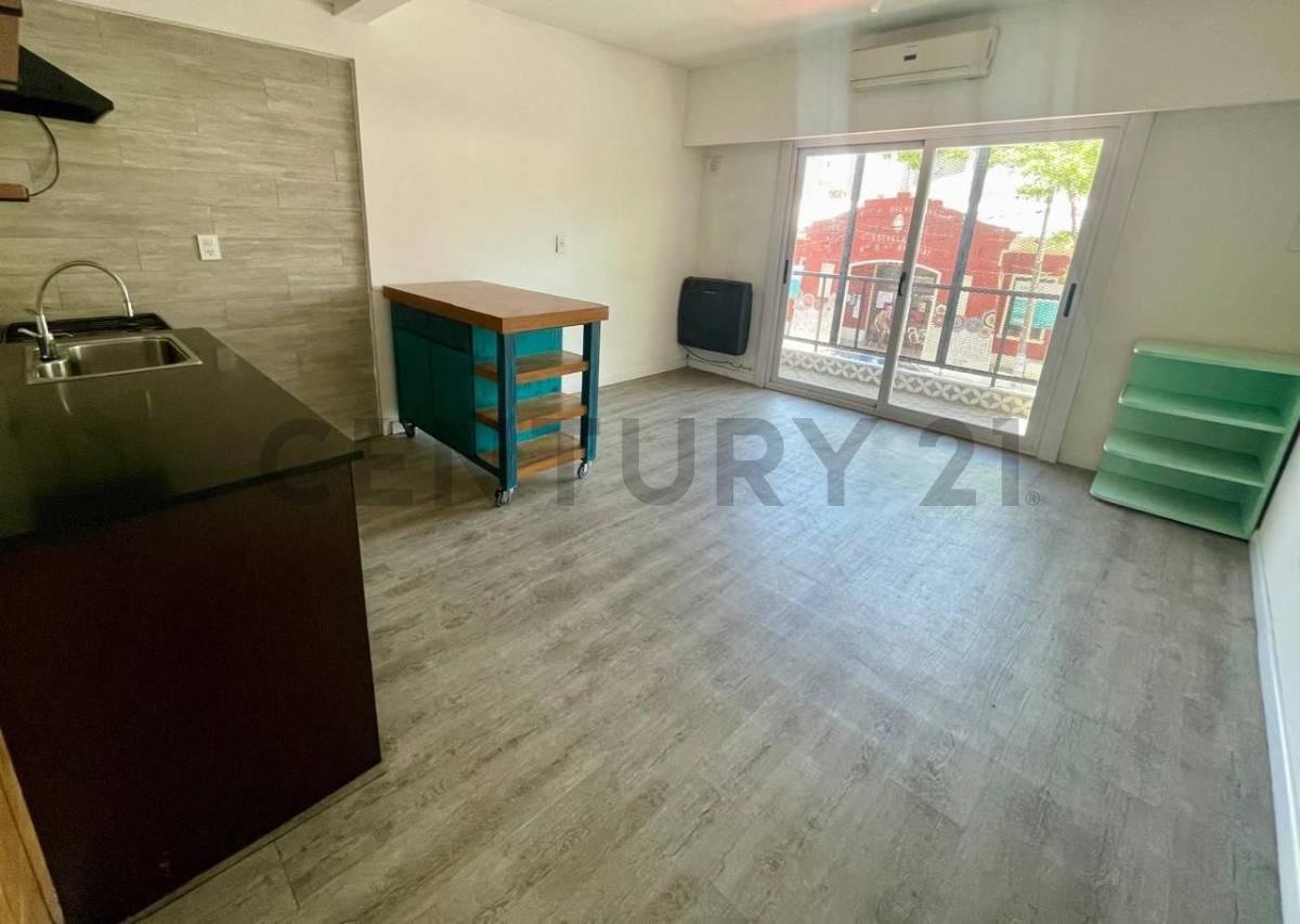 Venta de Casa PH 5 Ambientes en Morón Centro 2