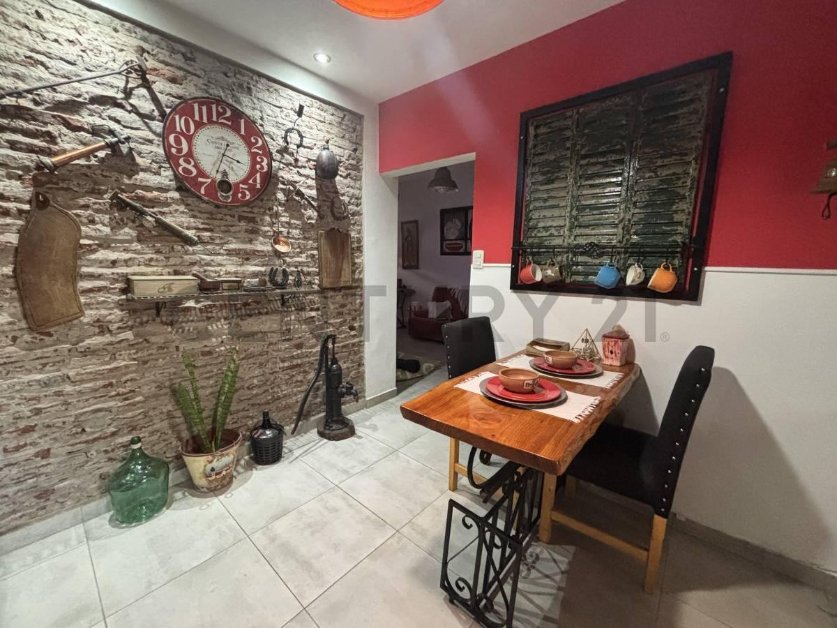 Venta en Bloque de Complejo con 4 Departamentos 3 Ambientes en Merlo 2