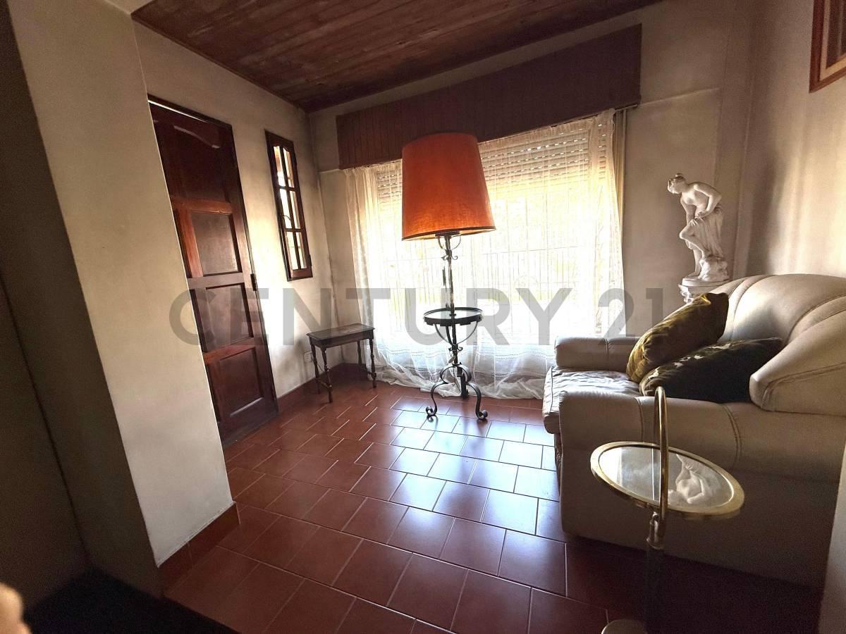 Venta Casa Multifamiliar Merlo Centro 4