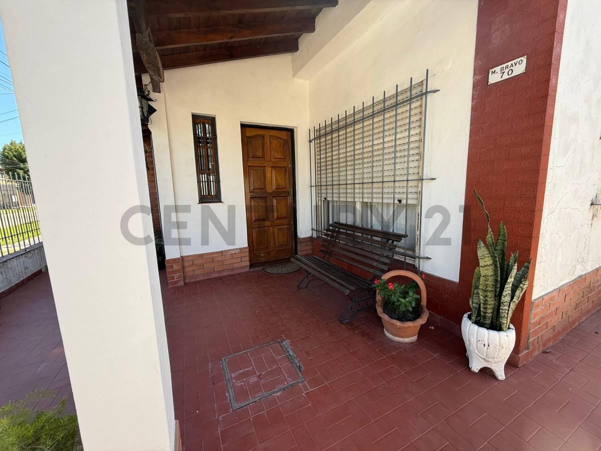 Venta Casa Multifamiliar Merlo Centro 1