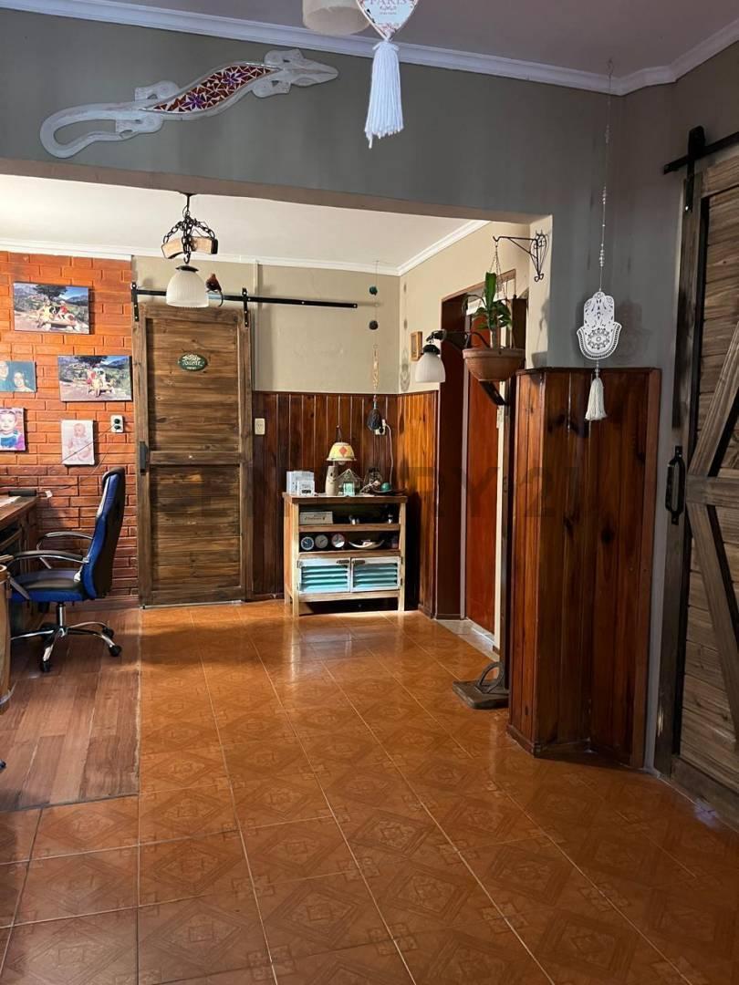 VENTA CASA 4 AMBIENTES CON PILETA Y QUINCHO EN UDAONDO. FINANCIACION DIRECTA