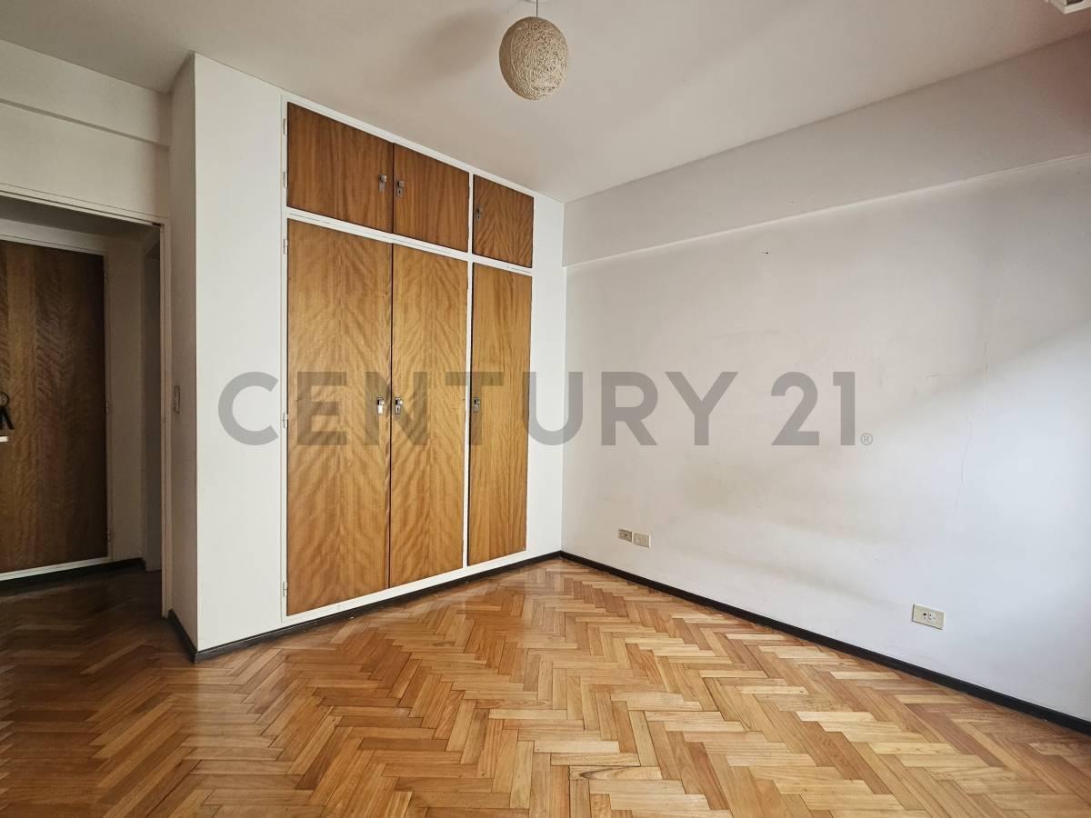 Foto de VENTA DEPARTAMENTO 2 AMBIENTES VILLA DEVOTO Ambientes amplios- Apto Credito- Excelente ubicación, imagen 3